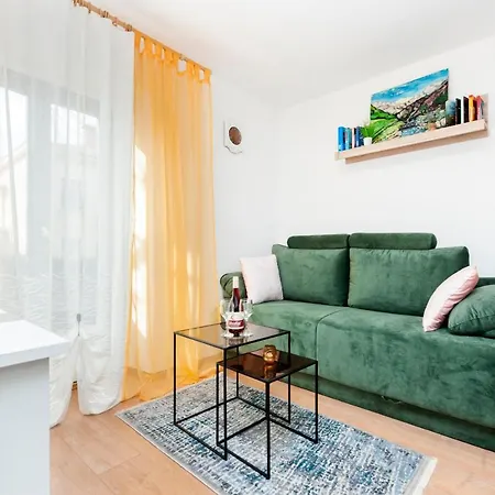 Roze Apartament